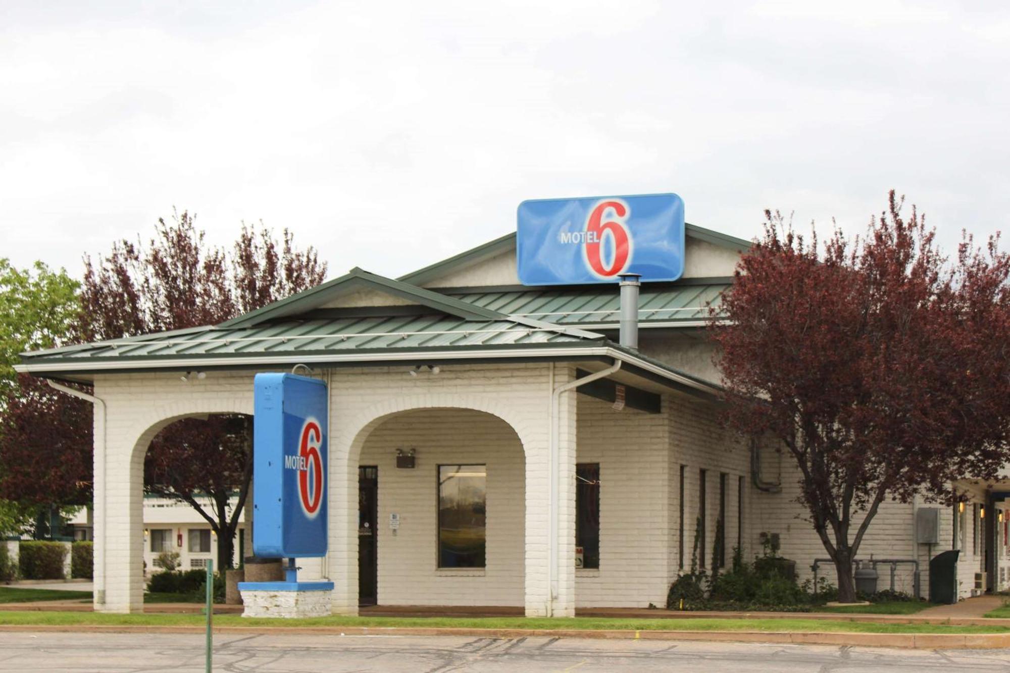 Motel 6-Ogden, UT - 21st Street Eksteriør billede